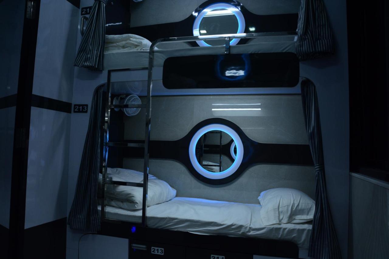 Ocean Dormitory Bombaj Exteriér fotografie