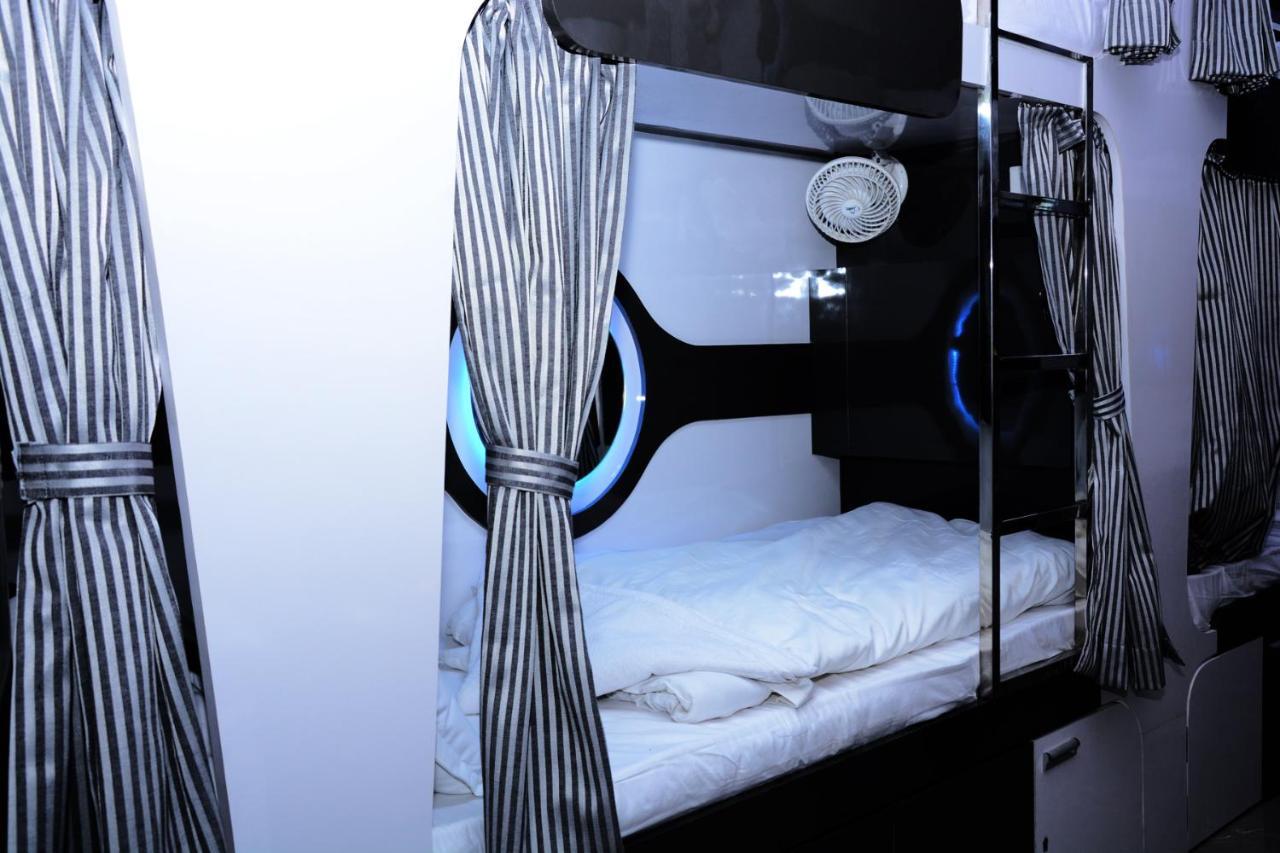 Ocean Dormitory Bombaj Exteriér fotografie